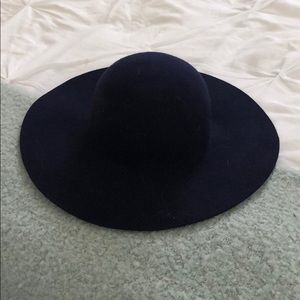 Wool felt wide brimmed hat